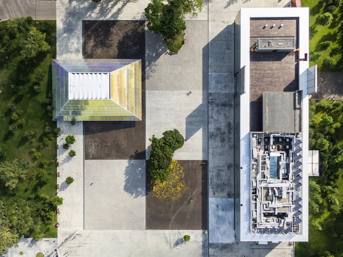 900 平米车库影院，SYNDICATE Architects 打造独特观影空间-33