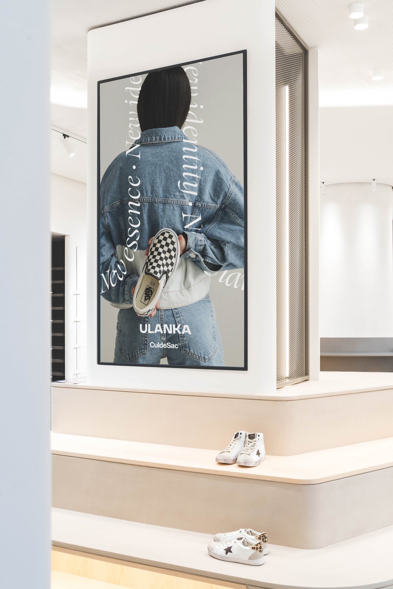 Ulanka “Pit Stop Shopping” by CuldeSac-19