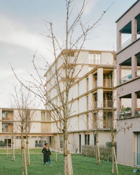 81 Housing Units / Ramdam Architectes + palast