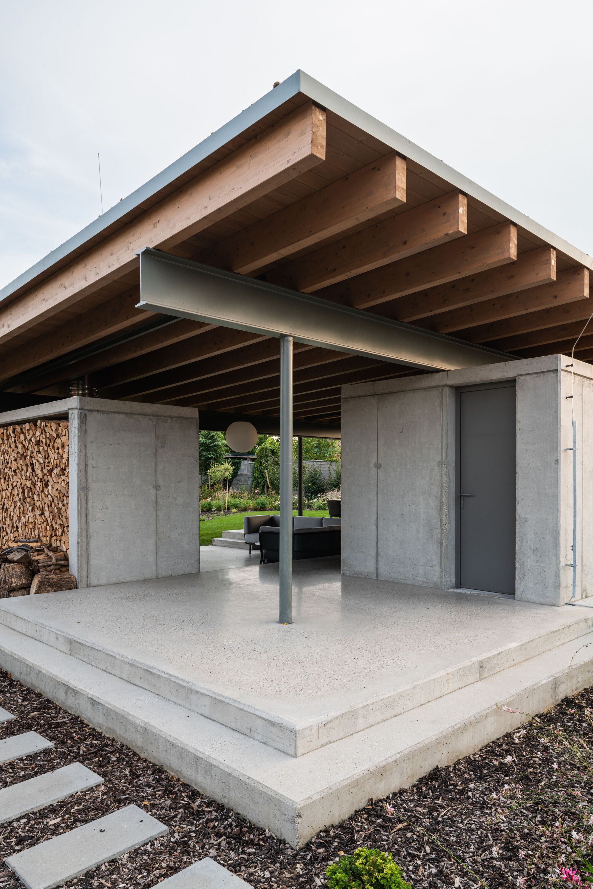 花园亭阁丨斯洛伐克布拉迪斯拉发丨coolstock-16