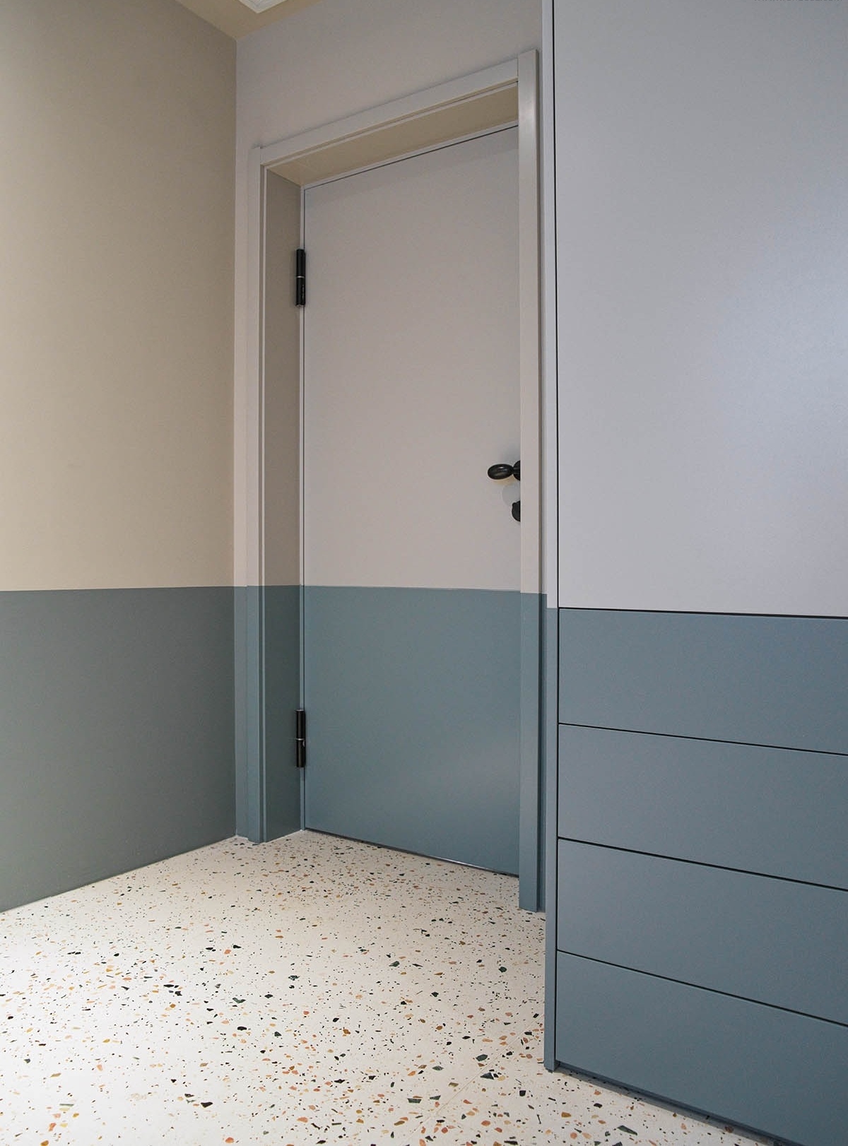 刘畅设计·灰绿色调的家-86