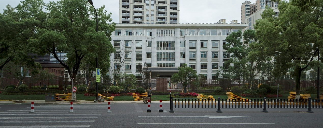 红砖与光影：义乌绣湖小学扩建工程 / 九米设计-2