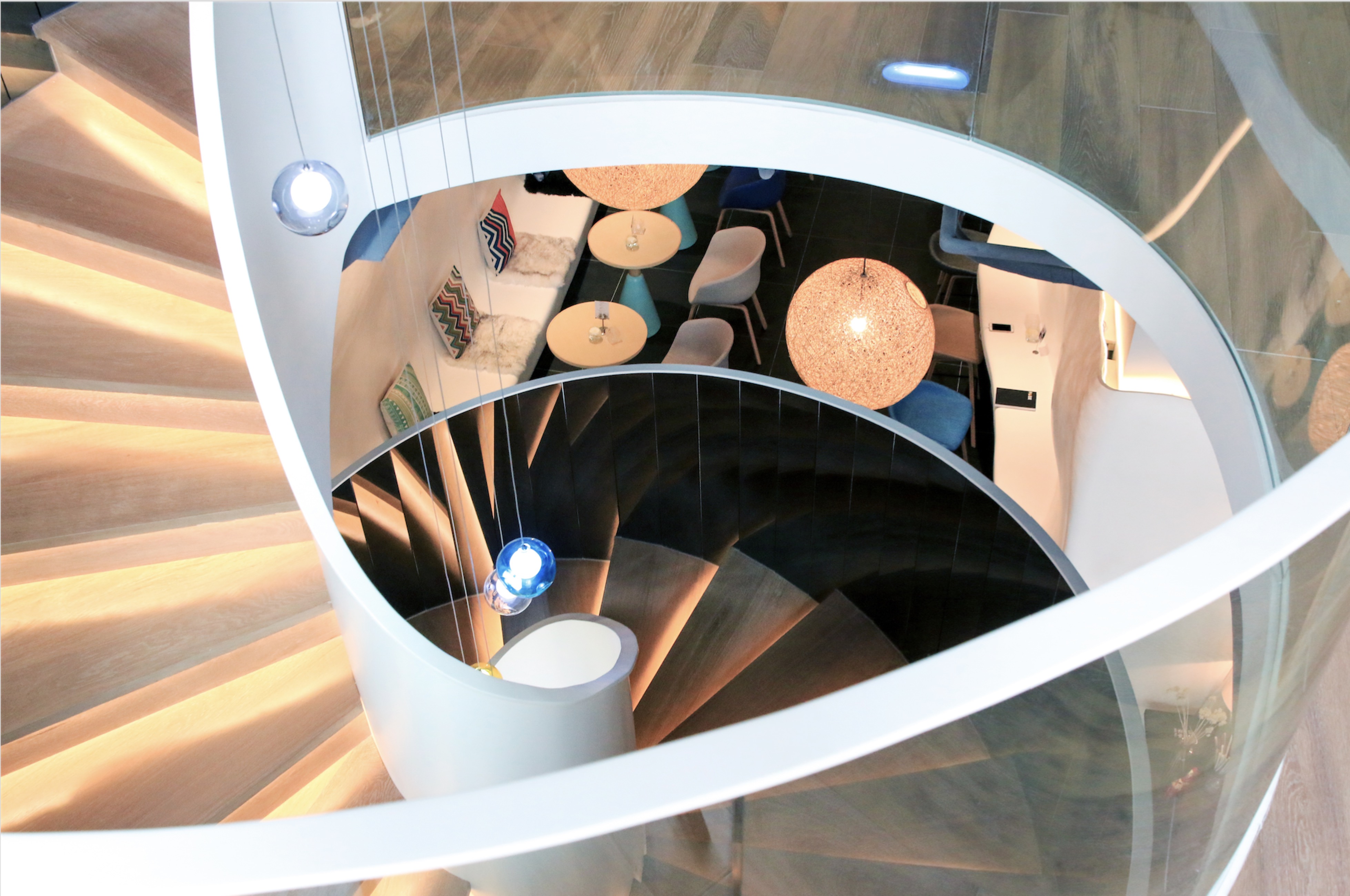 “再会吧 姑娘!” 啡概念馆 | 曲线空间与光影共舞-16