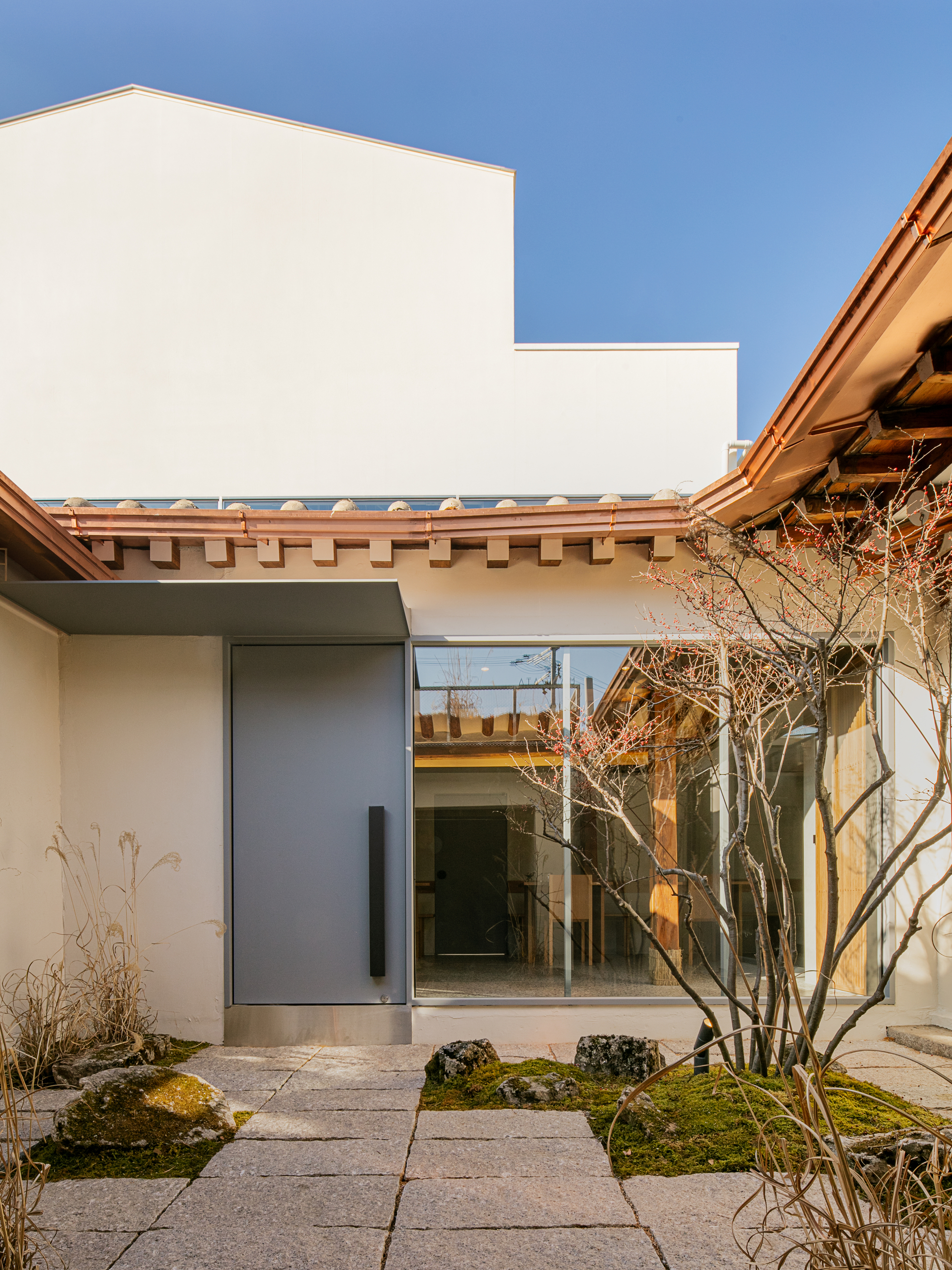 Mangata Restaurant / NOMAL-11