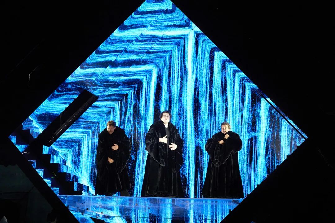 《图兰朵》歌剧舞台设计丨瑞士日内瓦丨teamLab-50