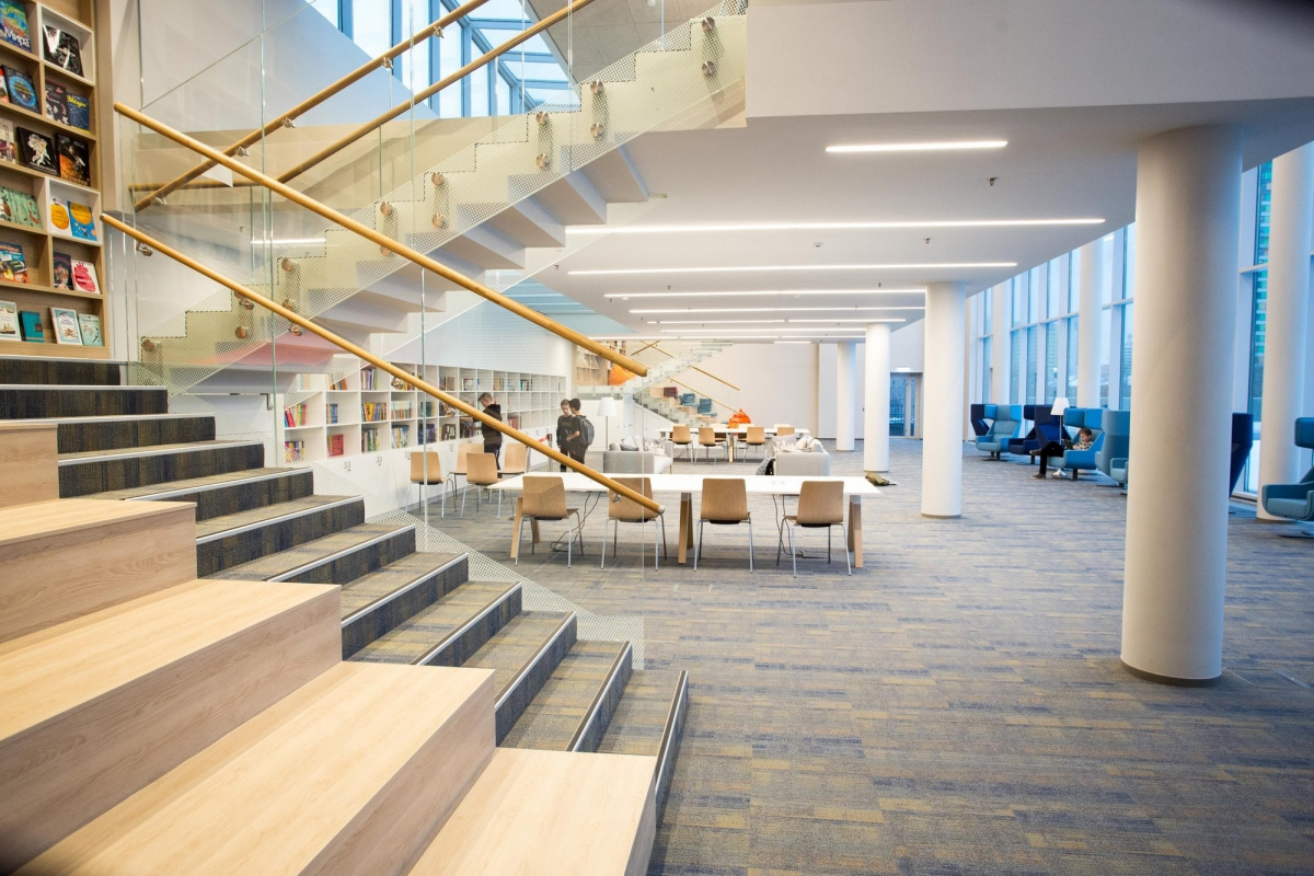 霍罗舍夫斯卡娅大学-11