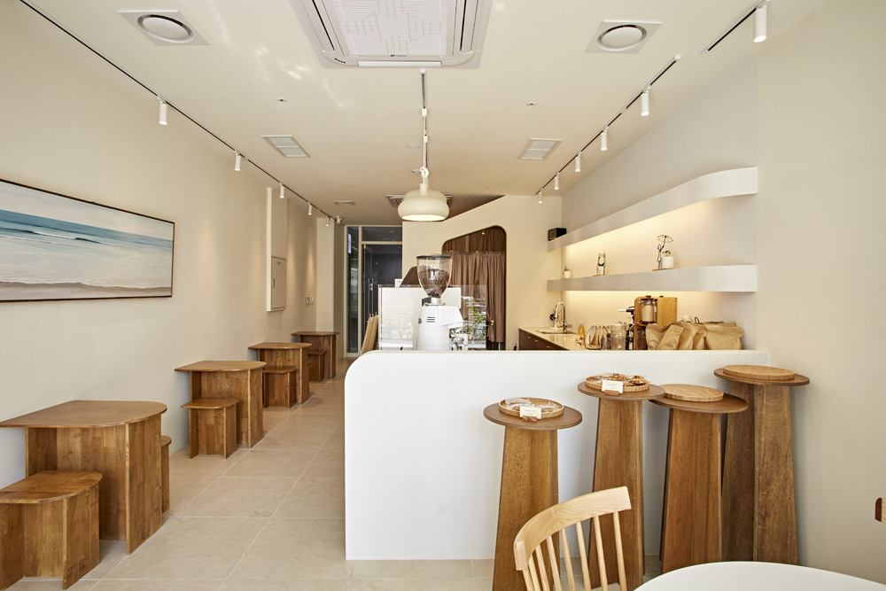 12 平极简咖啡馆设计，展现素雅氛围-4