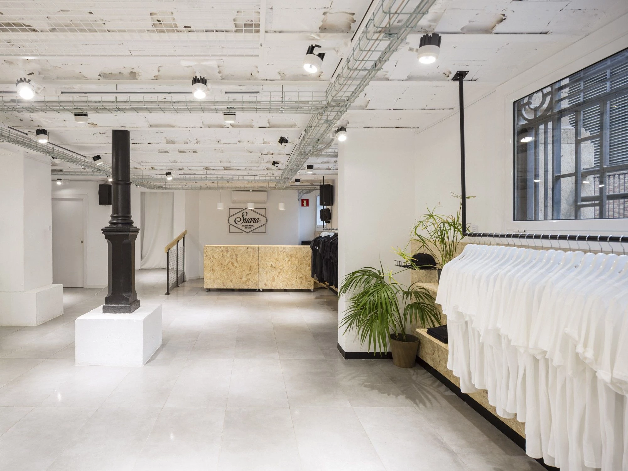 舞动 Suara | 世界知名舞曲品牌的时尚店铺设计-20