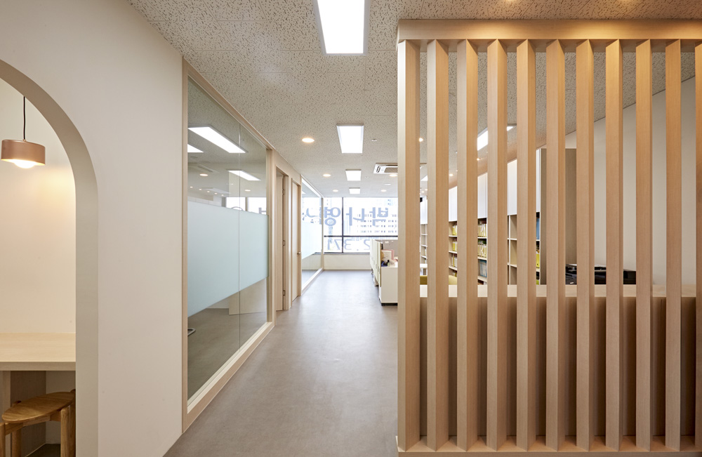 极简会计公司的 25 平米精致设计-6