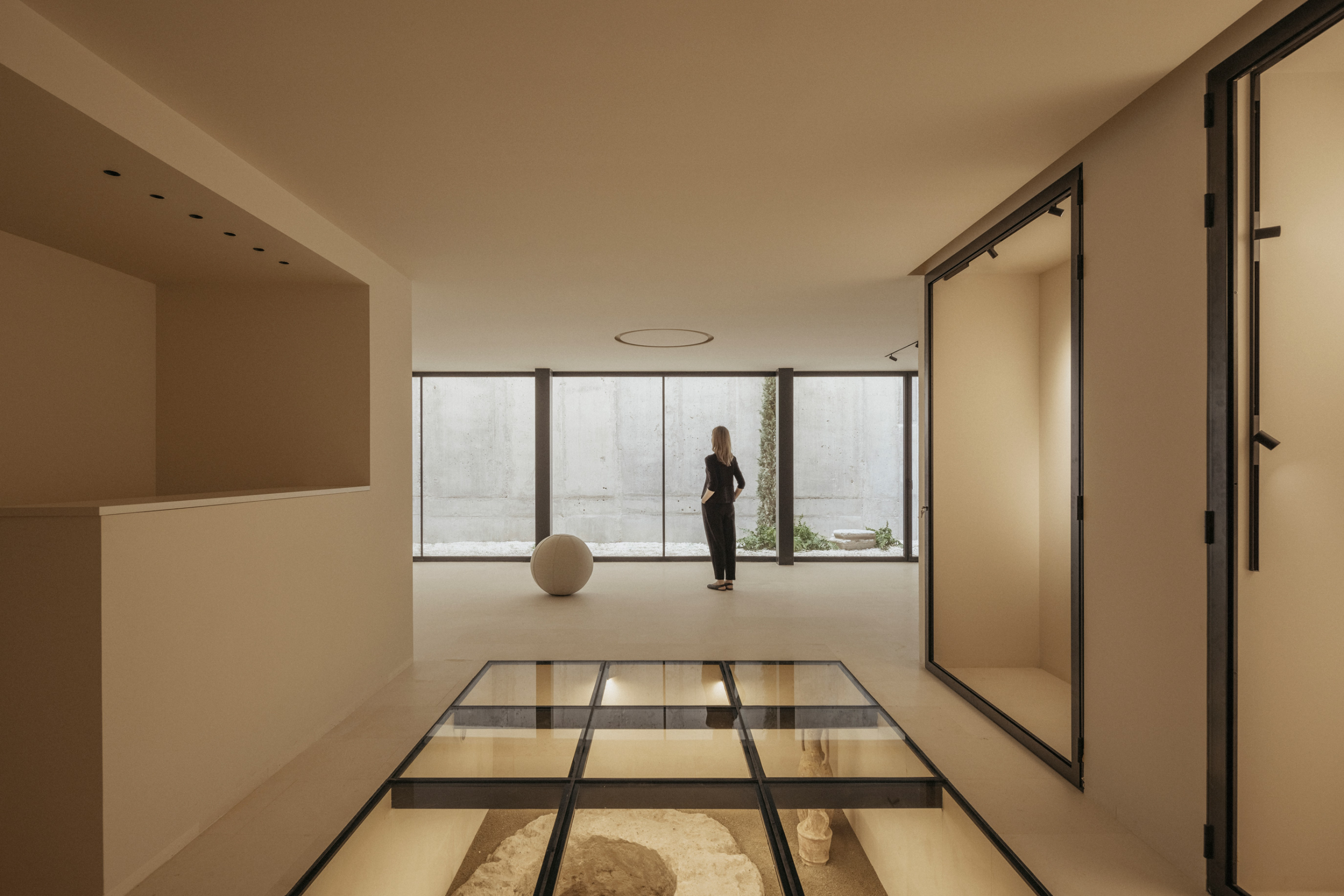 Viciana住宅楼（三代人的相守住宅）丨西班牙丨José Fernández  Llebrez Muñoz-13