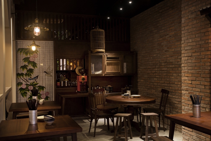 复古韵味 | 越南胡志明市的“第十二美食街”餐厅设计-17