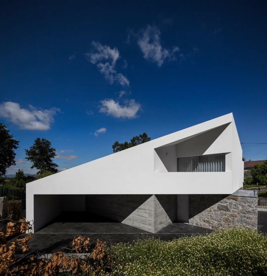 埃斯托里尔别墅丨葡萄牙丨Rui Vieira Oliveira architect-29