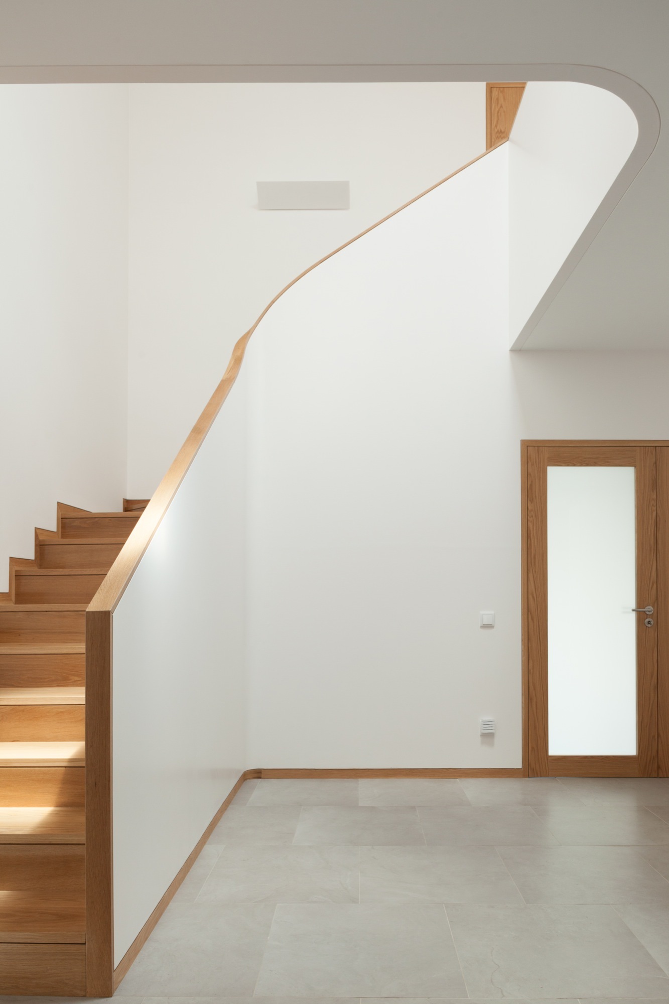 葡萄牙 Agueda 住宅——地形与空间的完美融合-30