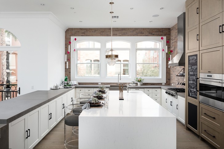 繁华都市中的五层红砖别墅-5