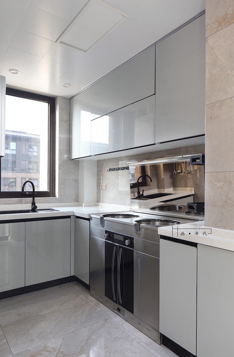 穿越 bling 金色时光·荷澜庭105㎡住宅  苏州画年代设计-17