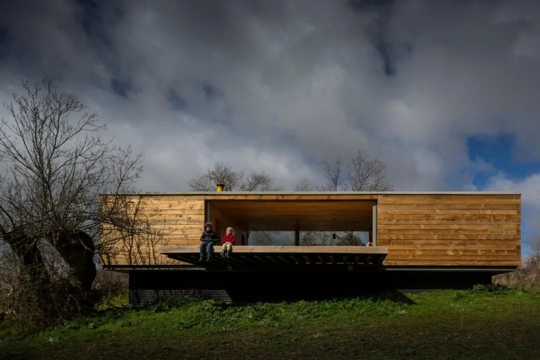 黄色调的人性化景观之家丨GGH 设计机构-11