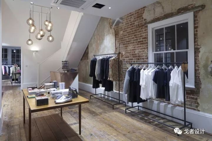 英国风情高档服饰概念店设计-0