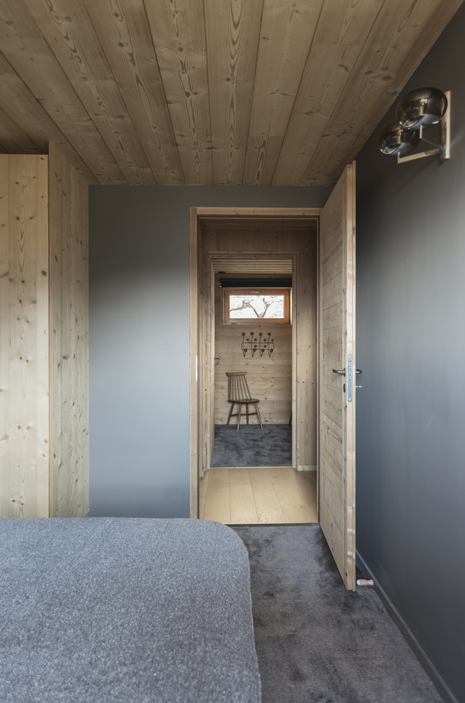 Mountain House  Studio Razavi architecture-85