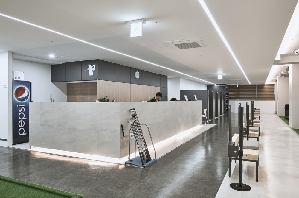 现代高级 250 平米室内高尔夫练习场设计-22