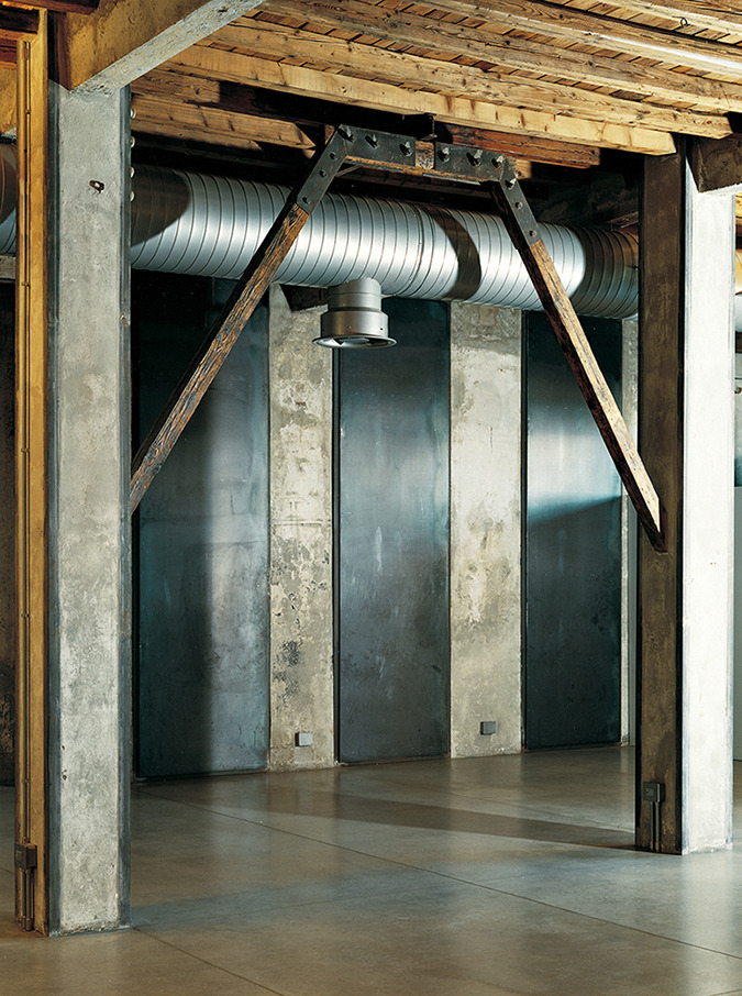 米兰百年工厂复兴,打造多功能活动空间-51