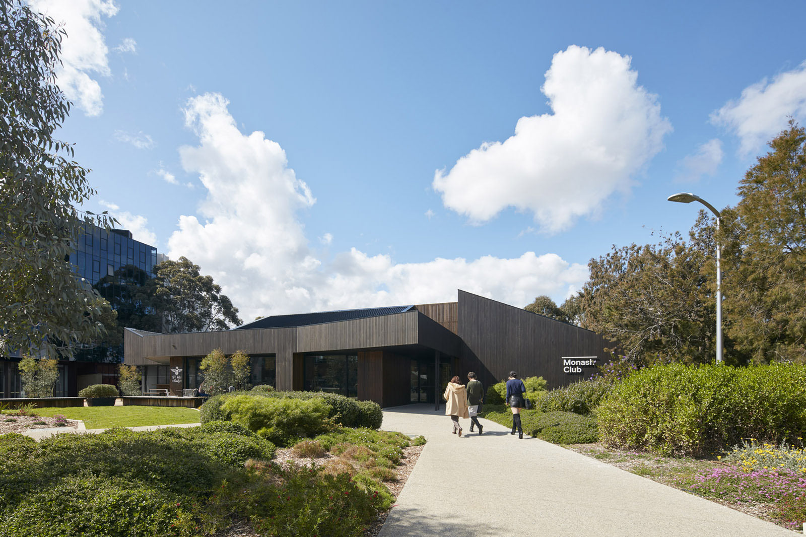 丨CanadaVictoria丨Jackson Clements Burrows-2