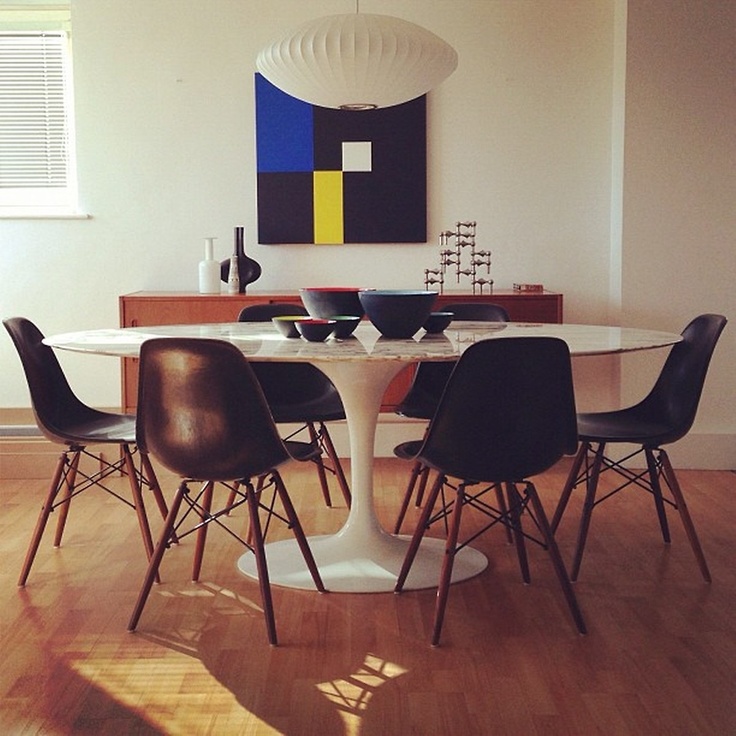 The Bloom that Doesn't Fade: Saarinen's Tulip Table and Chairs-17