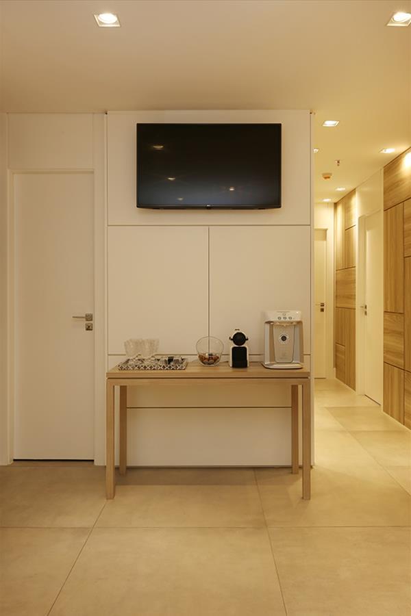 巴西医生夫妻的联合诊所设计 | 功能与美学的完美结合-4