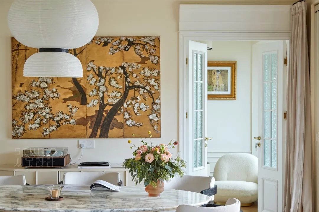 梦幻法式大宅 · 依山傍海的优雅居所丨双宝设计-24