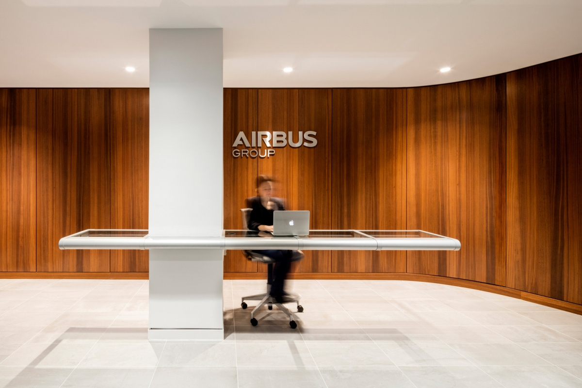 Airbus 华盛顿体验中心 | 创新科技的室内设计盛宴-8