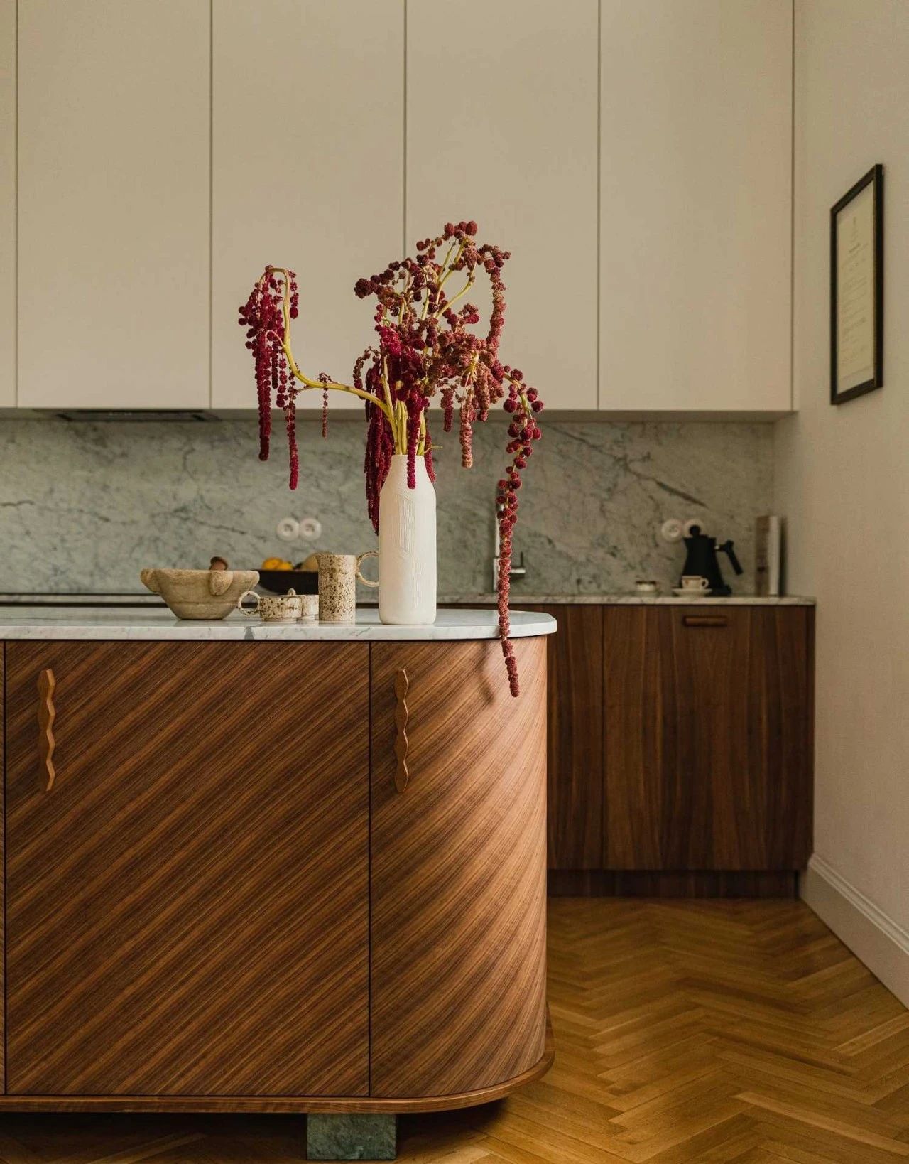 70㎡的小宅,一家三口住,居然还能如此精致,女主太厉害了!-18