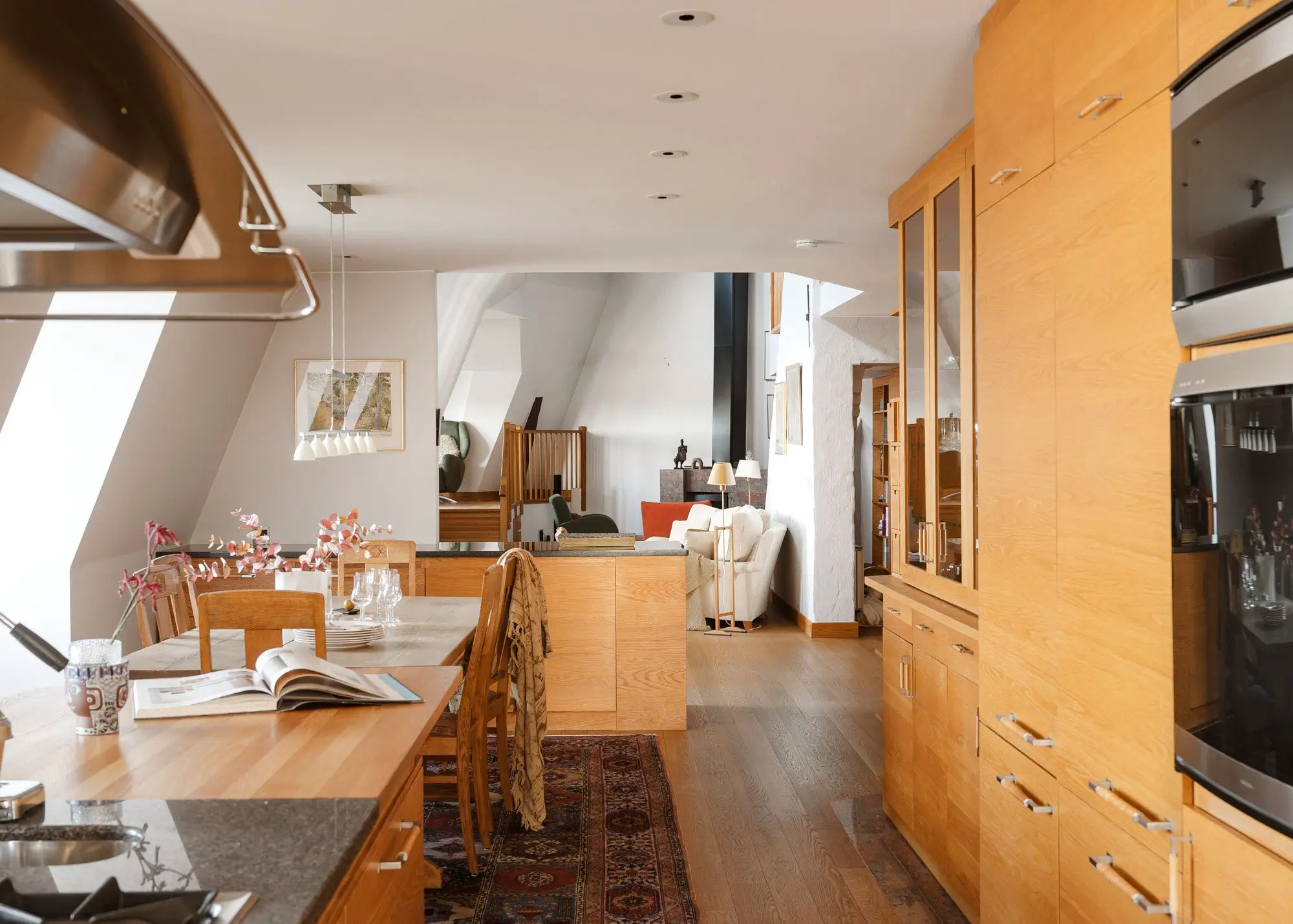 梦幻之居 | 瑞典斯德哥尔摩艺术装饰风格复式公寓-12