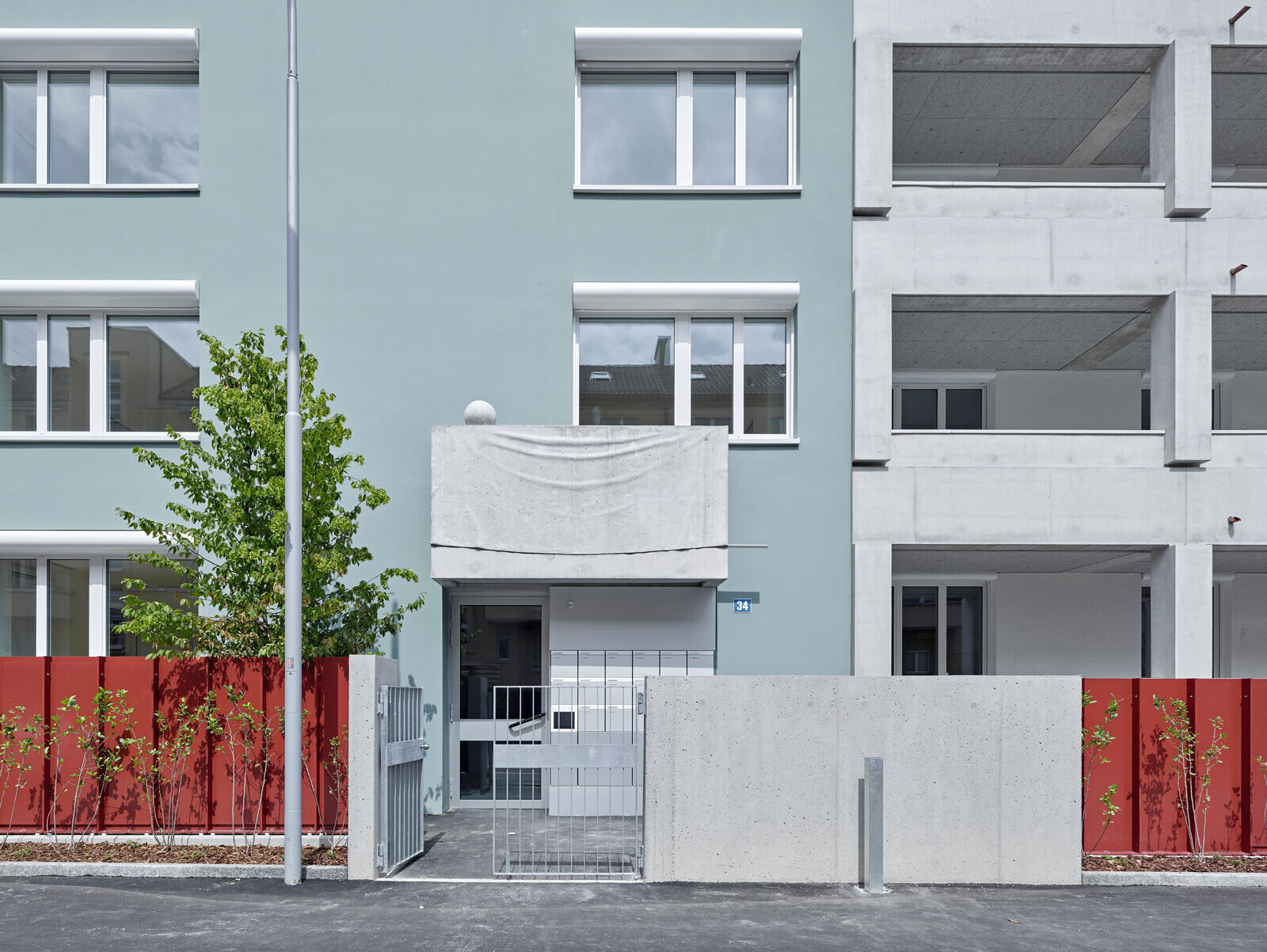 瑞士苏黎世 Freihofstrasse 公寓楼 | 简约实用，新老建筑交融-9