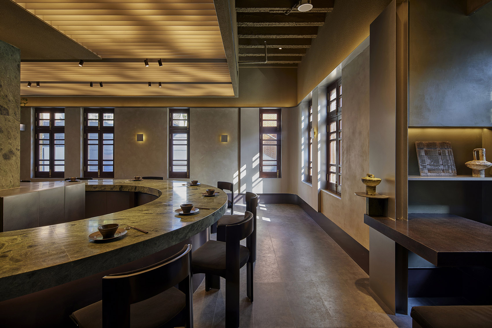 “葱茏”餐厅丨中国南京丨八荒设计团队-27