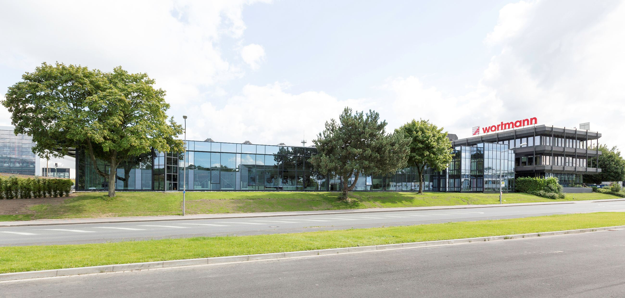 德国仓库变身现代 loft 办公室-17