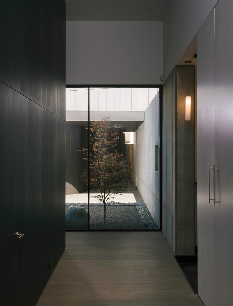 双庭院别墅 | 简约私密的现代设计-23