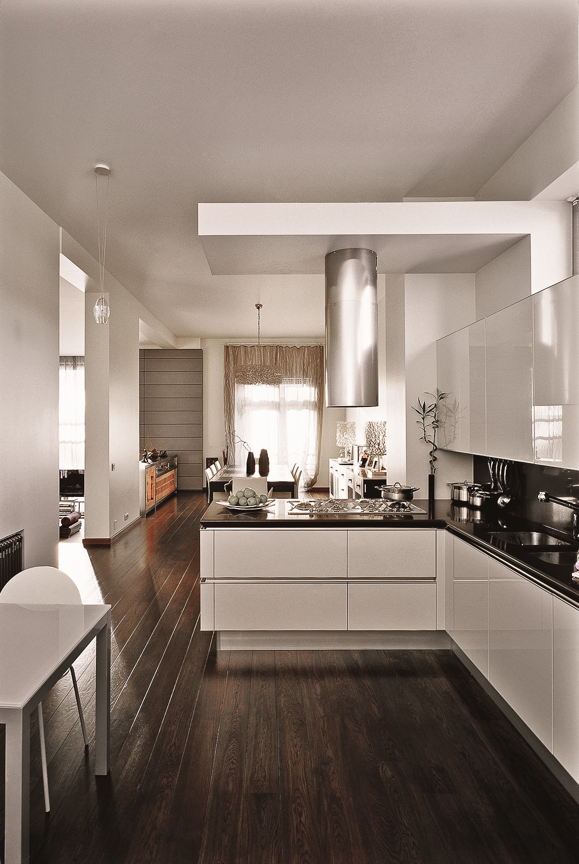 设计师巧妙融入本土文化，打造独特室内空间-9