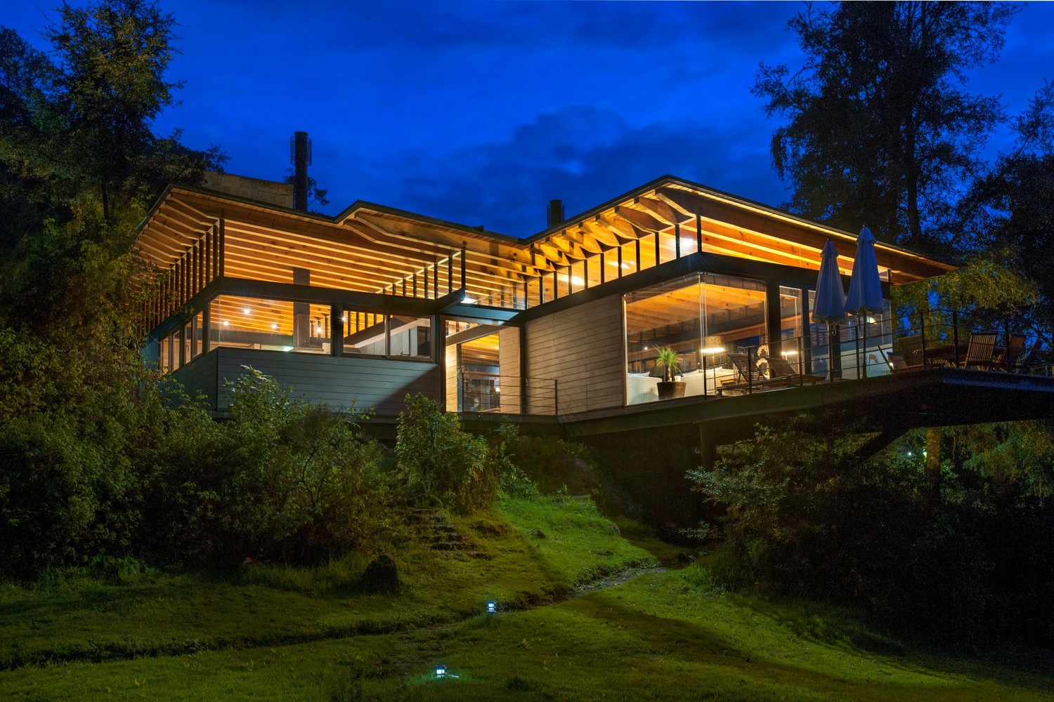 悬浮森林中的圣森屋-13