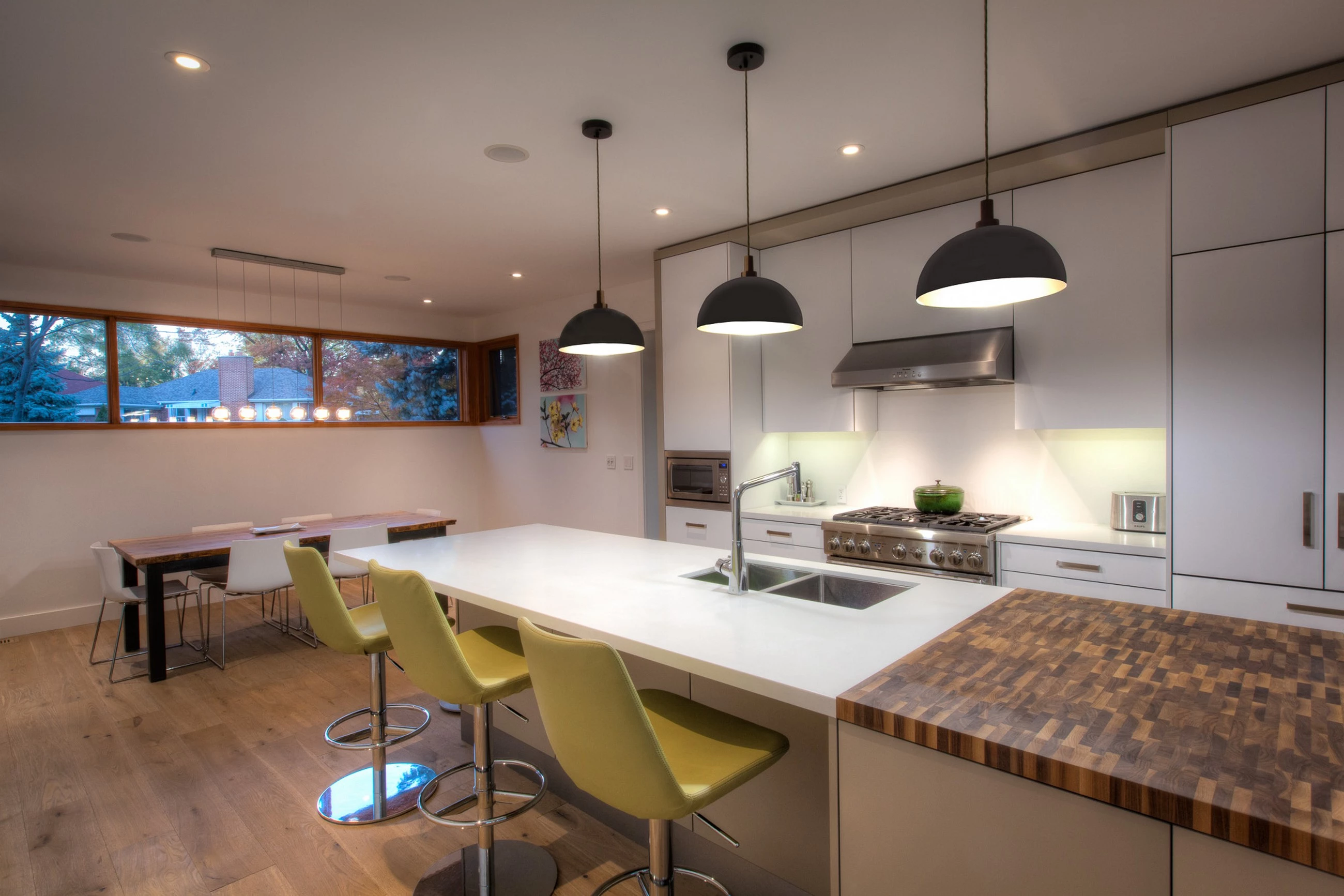 加拿大多伦多 Mimico Creek House 的室内设计亮点-11