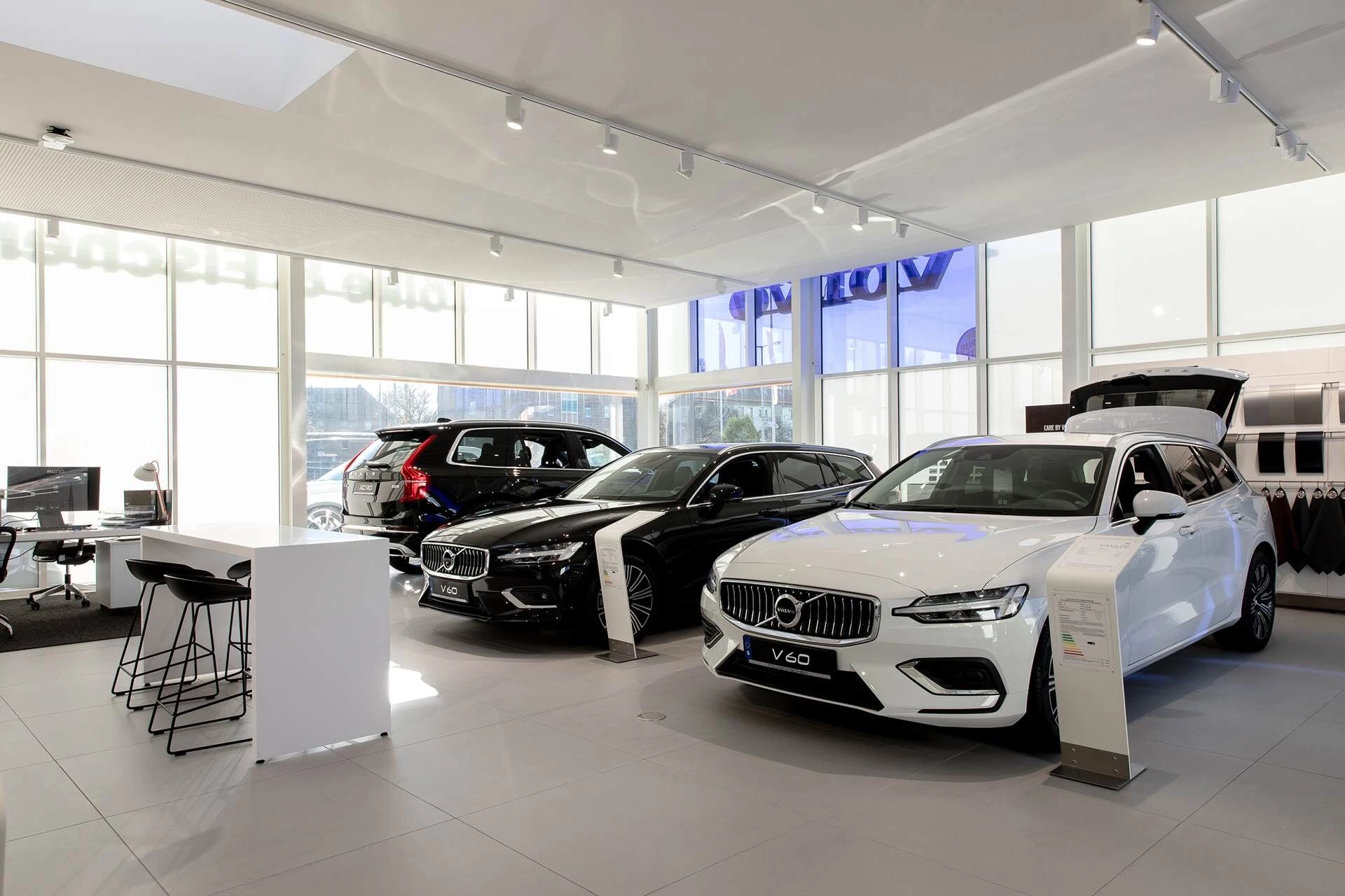 沃尔沃汽车专卖店托尔克·菲舍尔丨德国丨Mosa-13