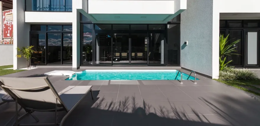 巴西轻奢现代居所-32