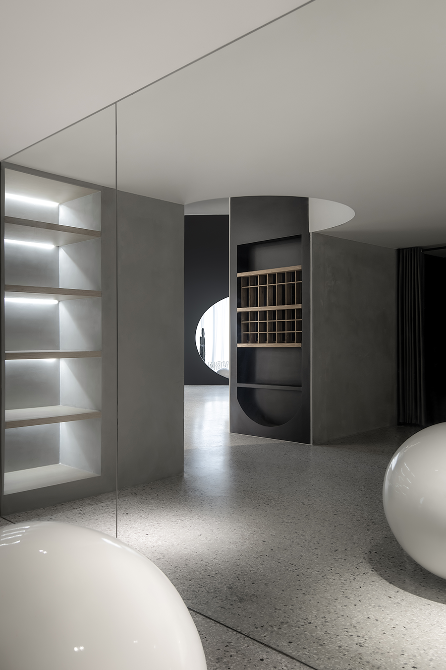 NOVO 服装店丨目后空间设计-29