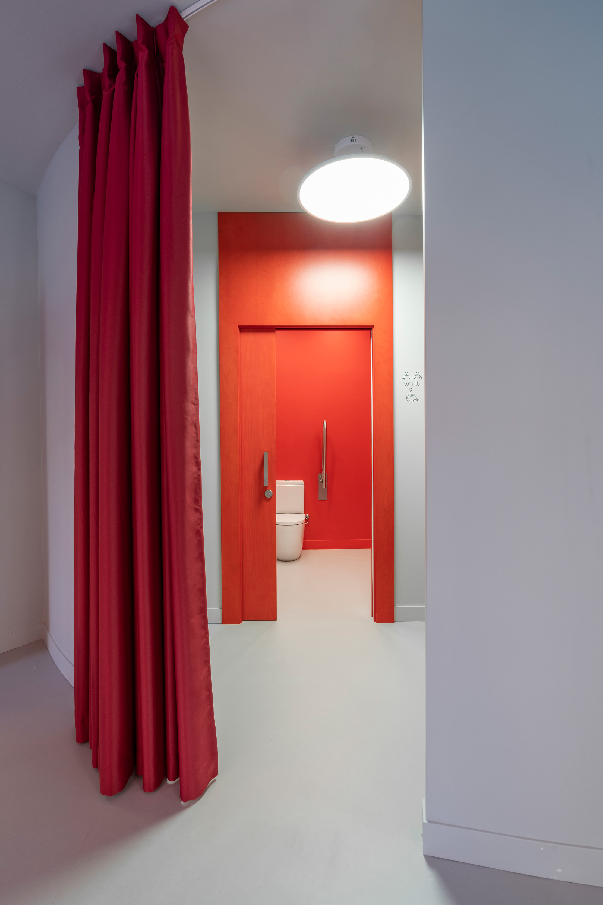 Clínica 牙科诊所设计丨西班牙马德里丨Raúl Sánchez-29