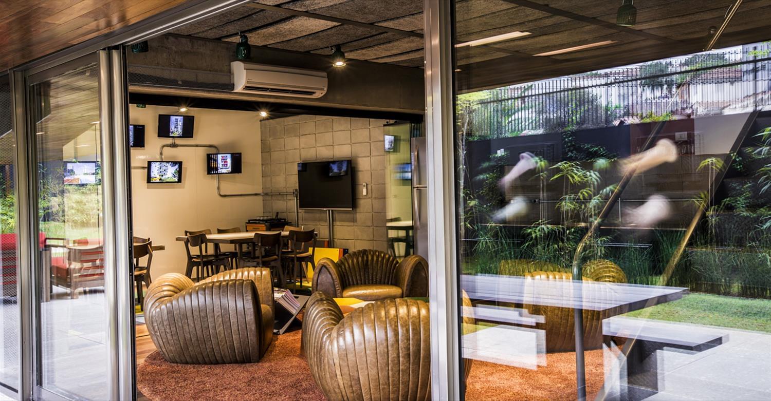 Idea!Zarvos · 巴西圣保罗的木质与玻璃企业总部-18