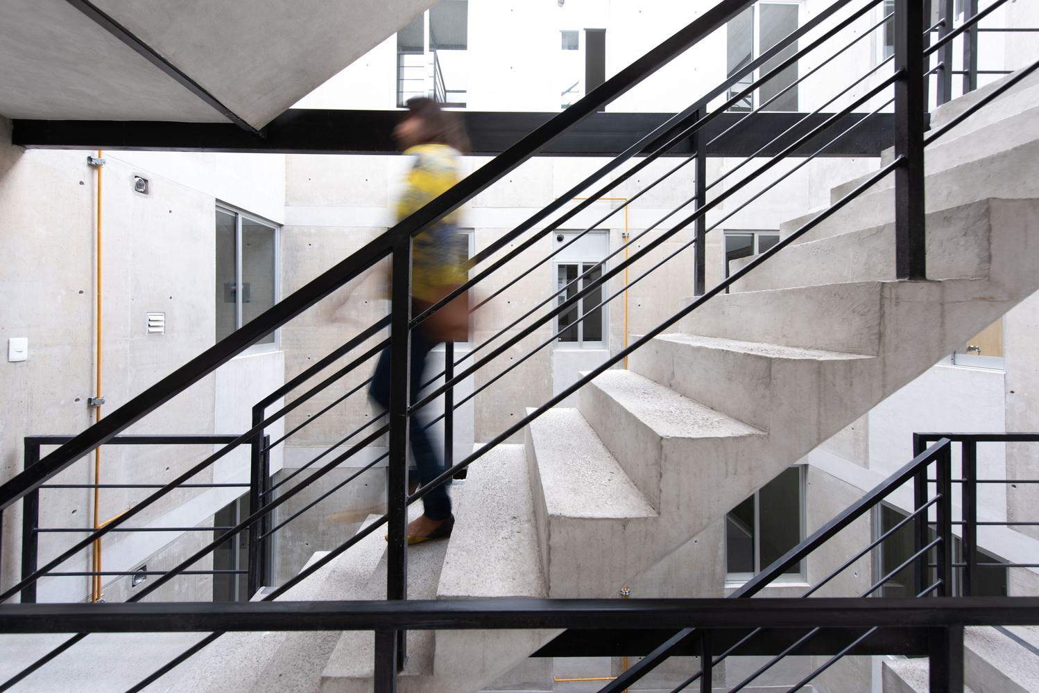 墨西哥城“VIBE”公寓，低成本高品质空间营造-27