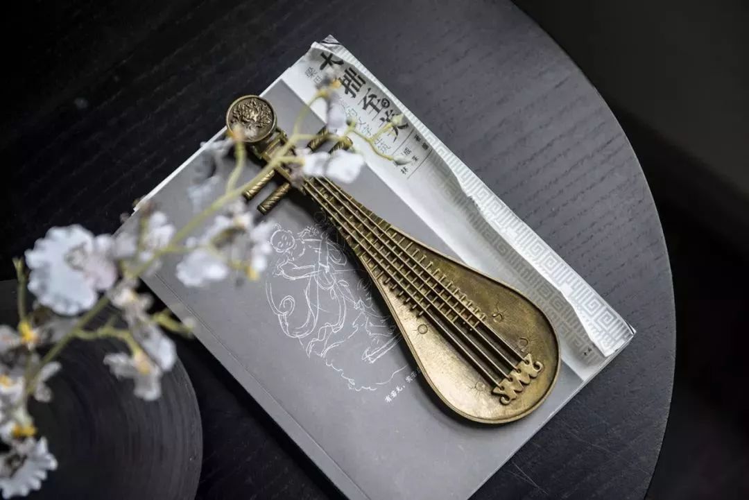 大唐阳光城·翡丽公馆 | 现代轻奢风格的三户型住宅设计-14