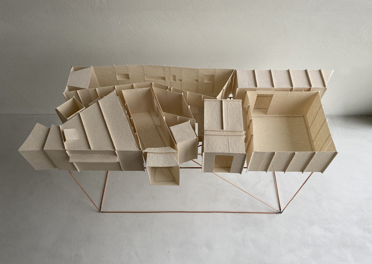 莫斯科车库博物馆“现在进行时”展览-32