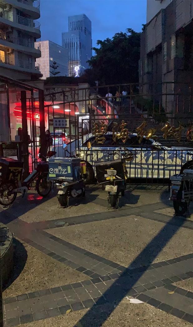 灰色大地色梦幻空间 | 大岛台卫浴北欧儿童房-21