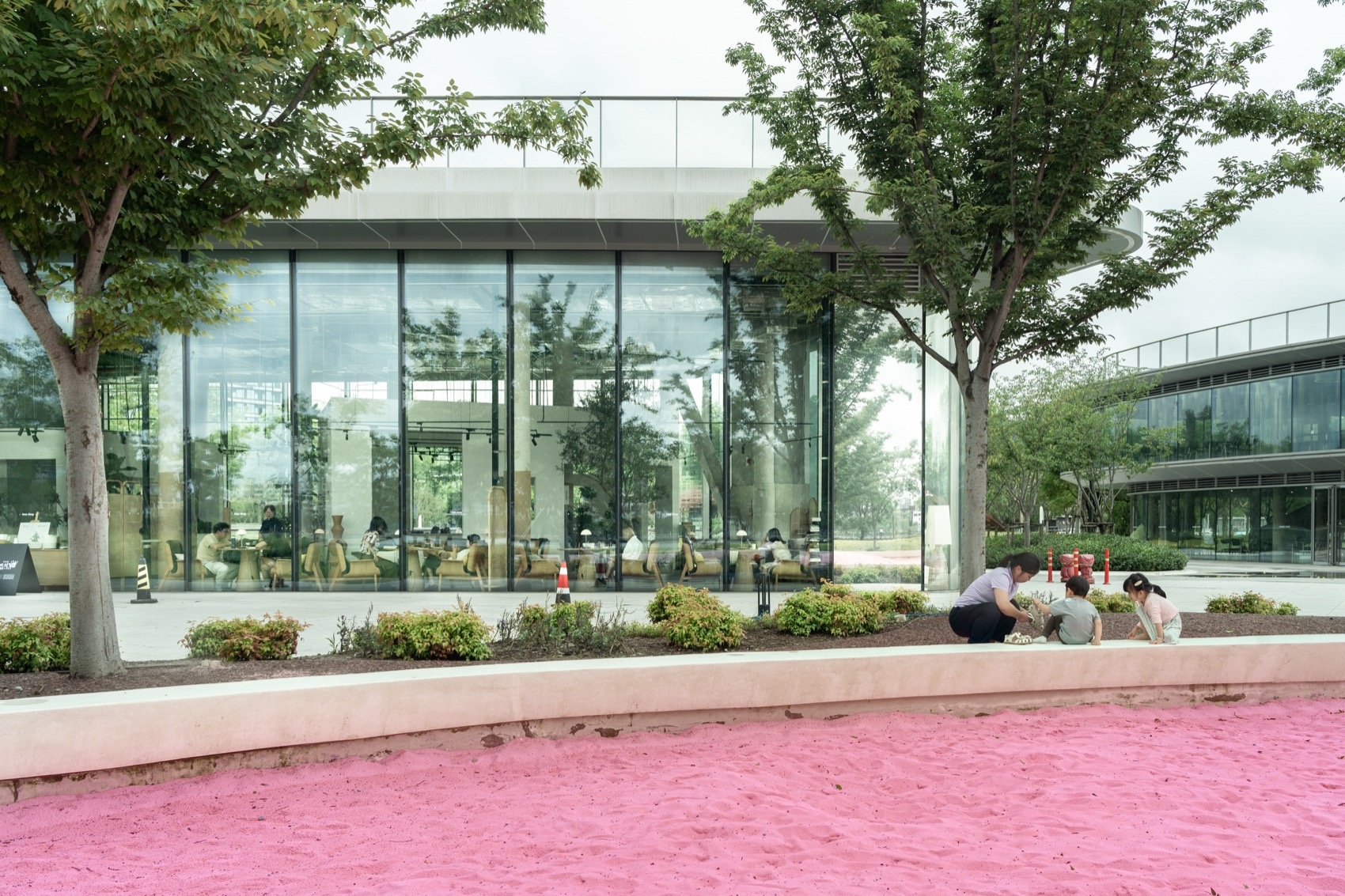 上海一尺花园前滩休闲公园咖啡店丨中国上海丨上海大形建筑规划设计有限公司-12