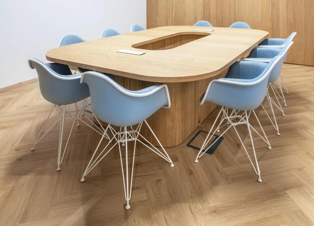 瑞士KISTLER打造居家感办公空间丨斯洛伐克布拉迪斯拉发丨Zeit Architect-55