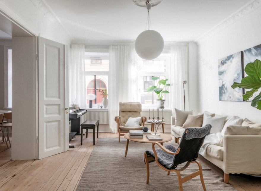 瑞典宁静灰褐公寓 顶层阁楼设计巧妙-3